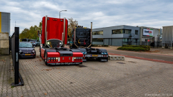 20251019-Tom-Holding-00028